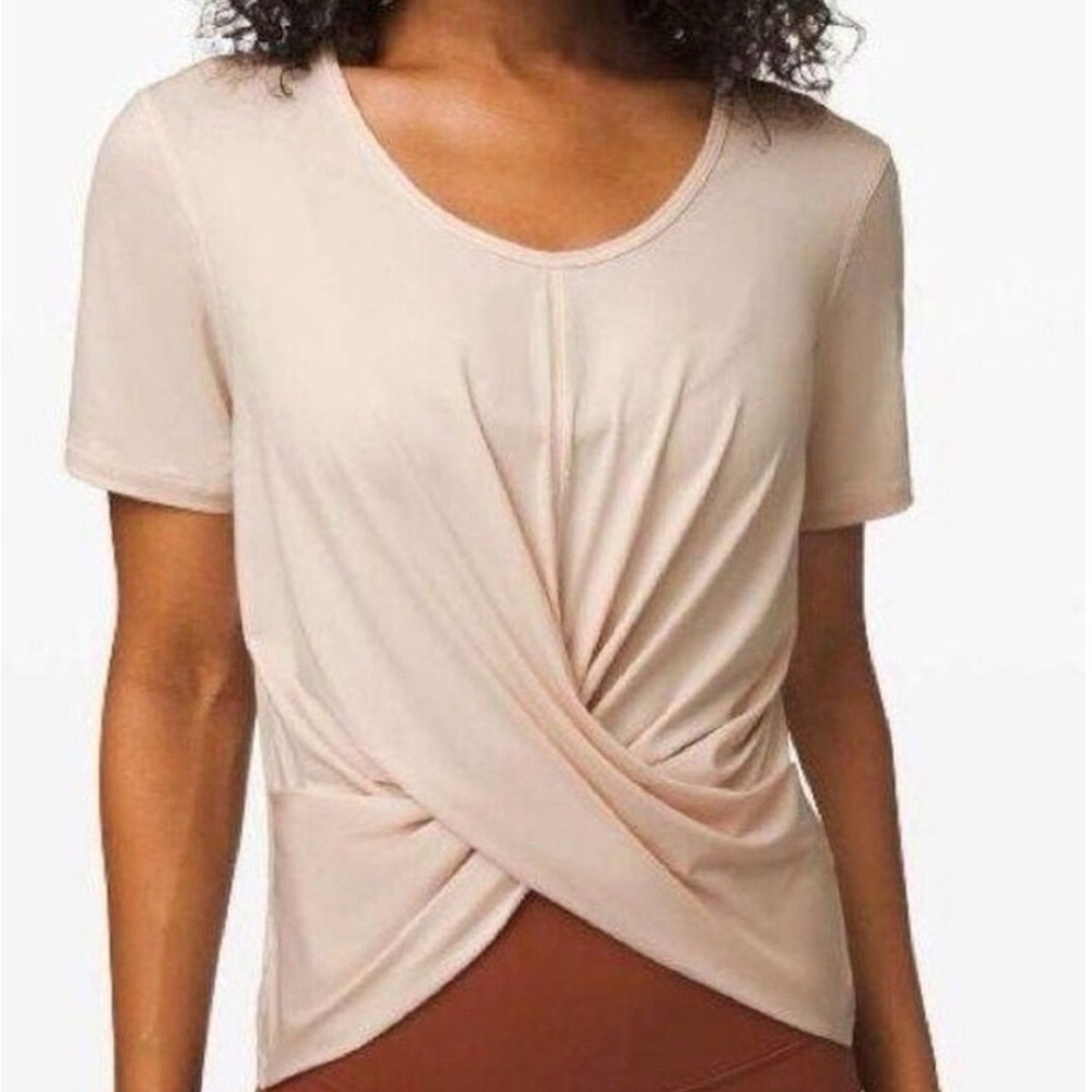 Lululemon Crescent twist front top
